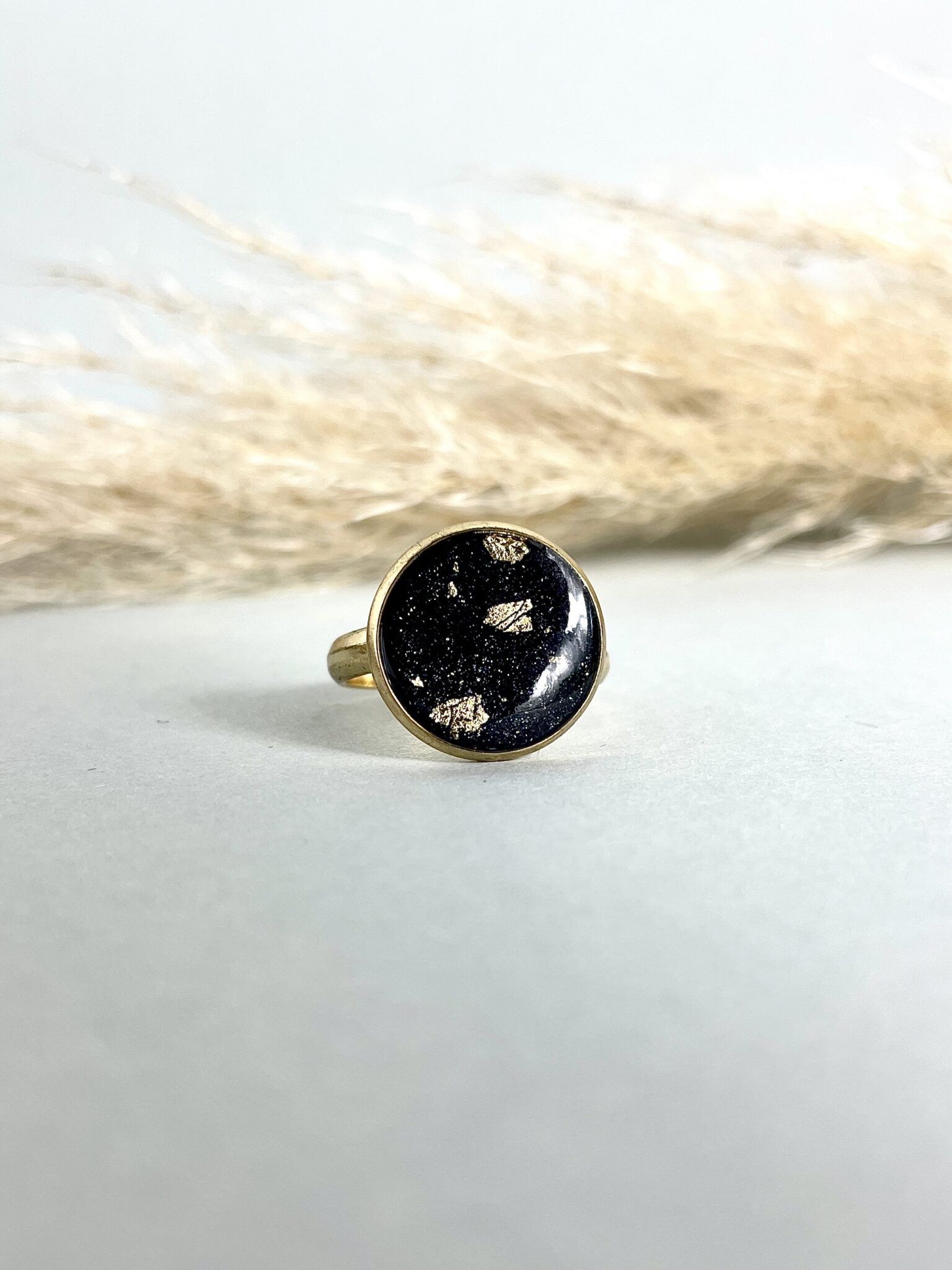 Oro Nero Ring
