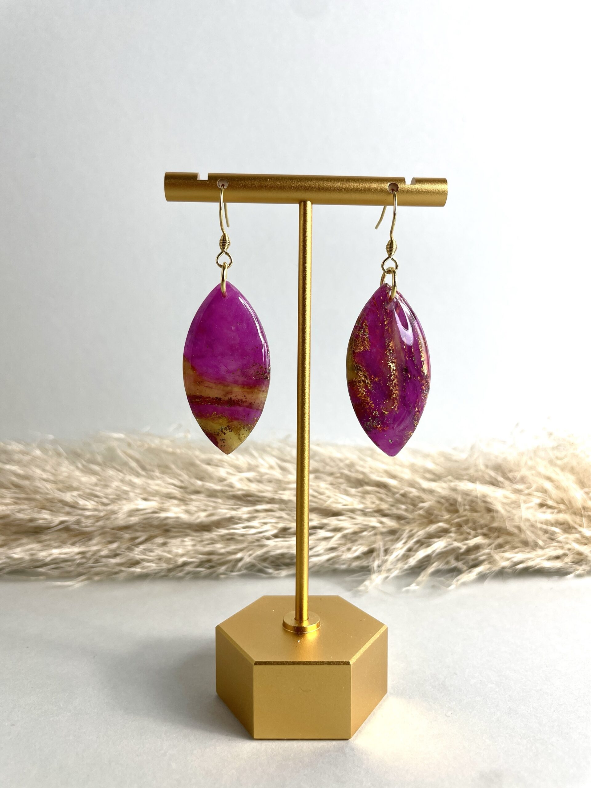 Magenta Ohrringe mit Gelb