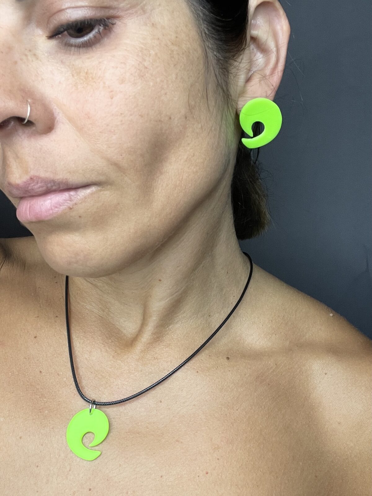Neon Ohrstecker – Bild 5