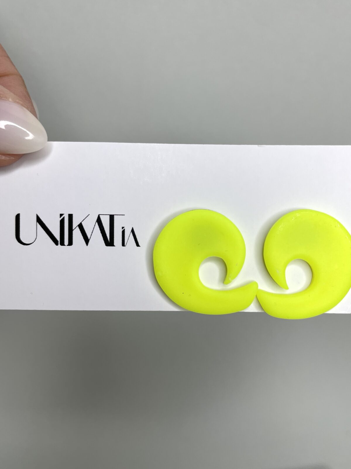Neon Ohrstecker – Bild 2