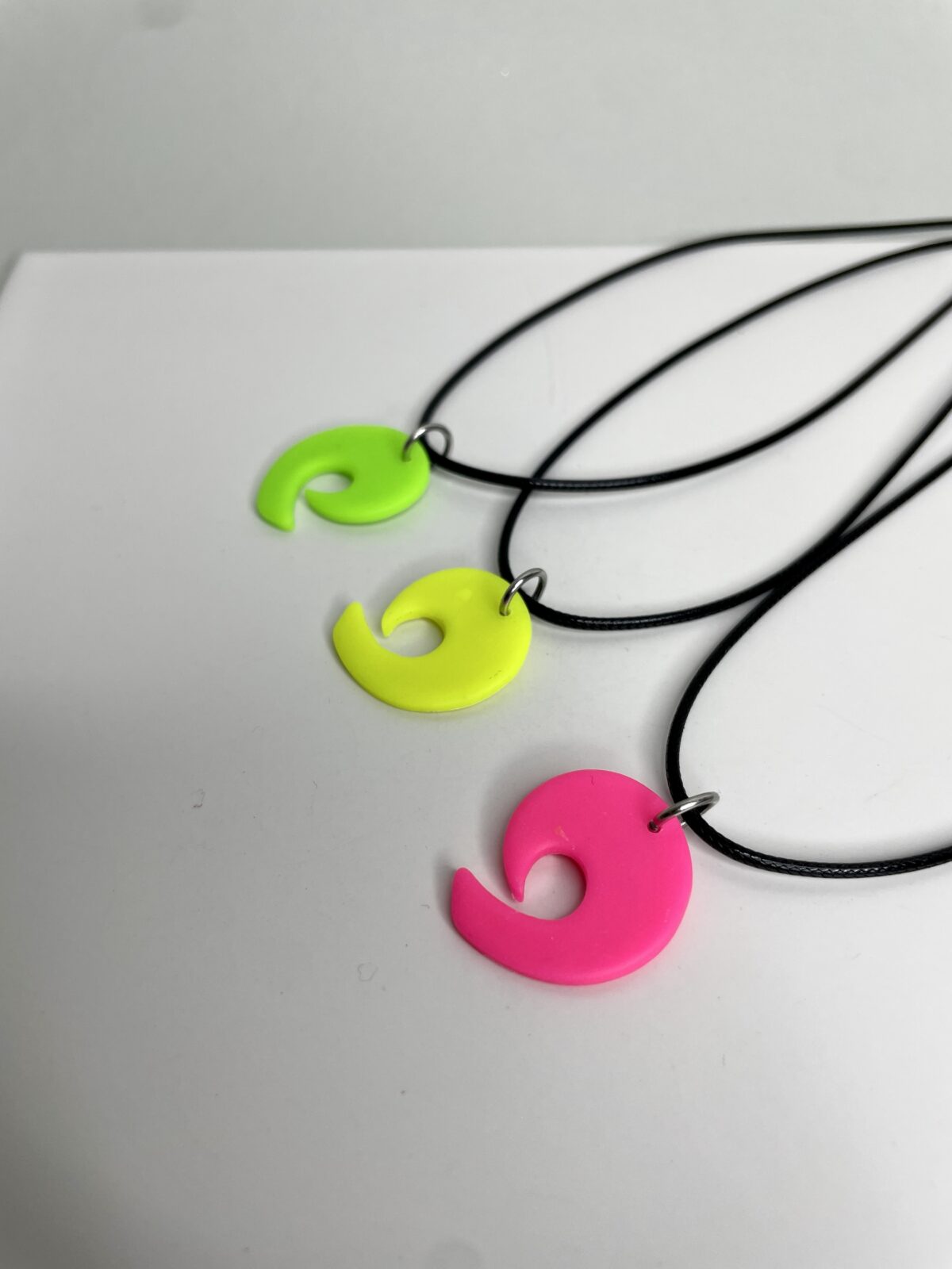 Neon Kette – Bild 4