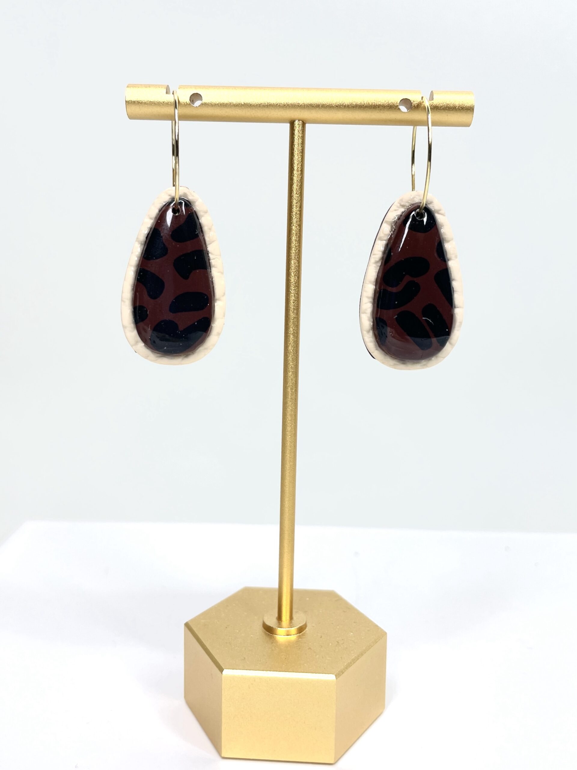 Längliche Leo-Muster 