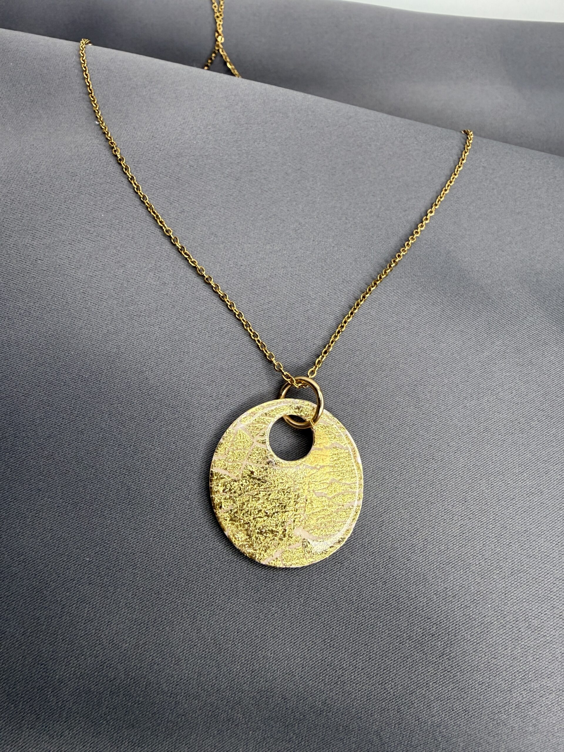 Kette aus Polymerton rund