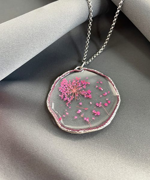 Handgemachte Rosa Blumenkette