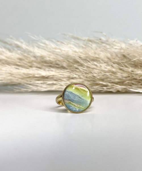 besonderer bunter runder Ring