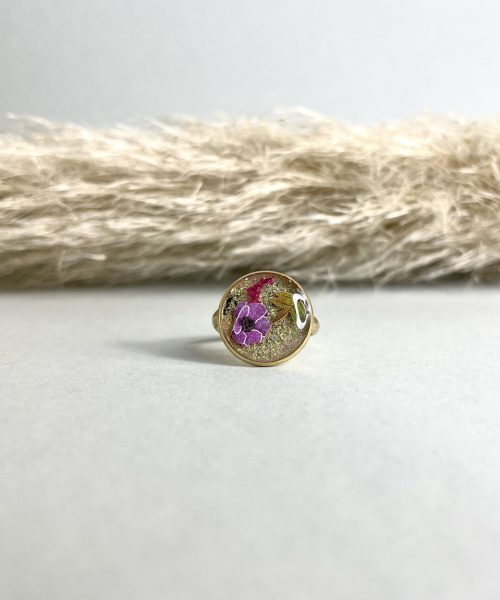 Verstellbarer Ring mit Blumen