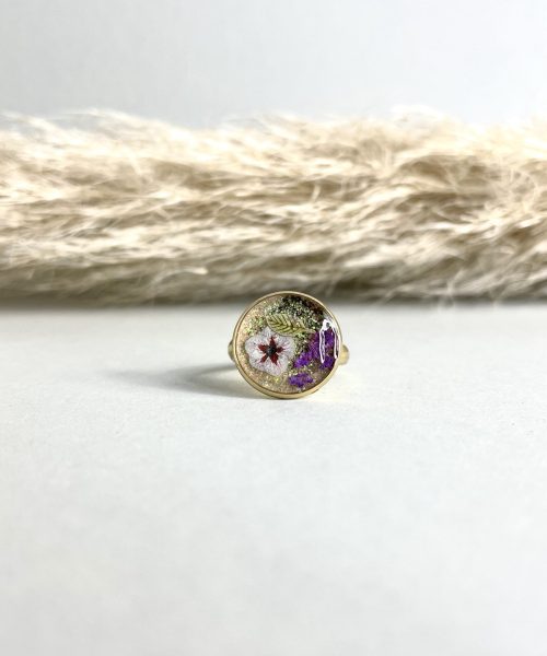 Ring mit Blumen